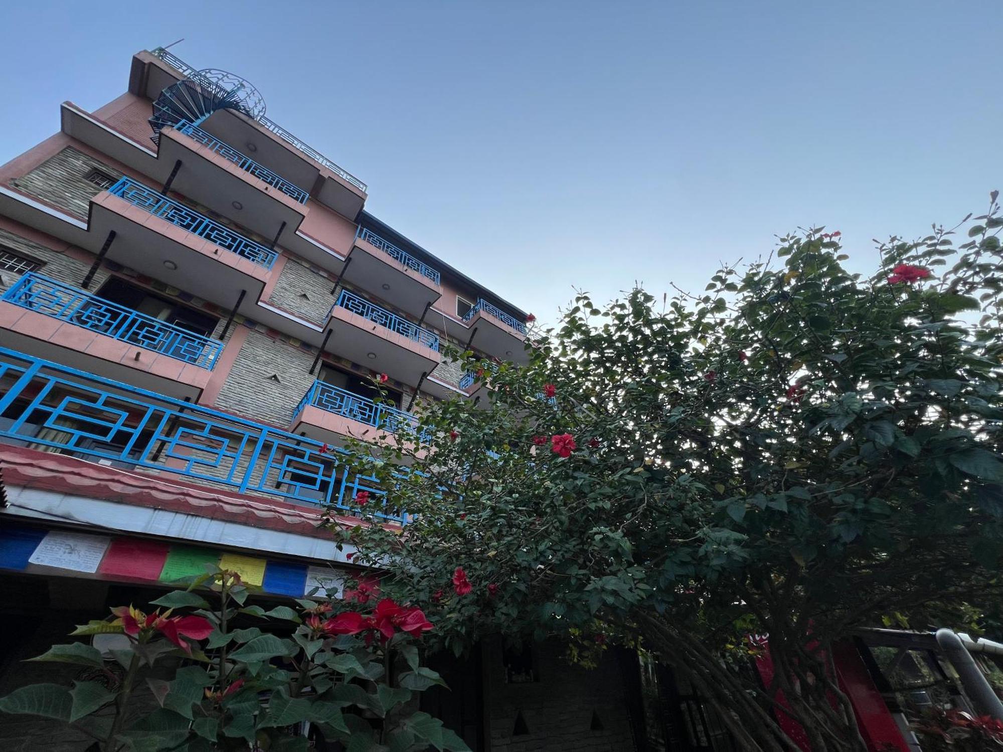 Little Pilgrim Family Lodge Pokhara Luaran gambar